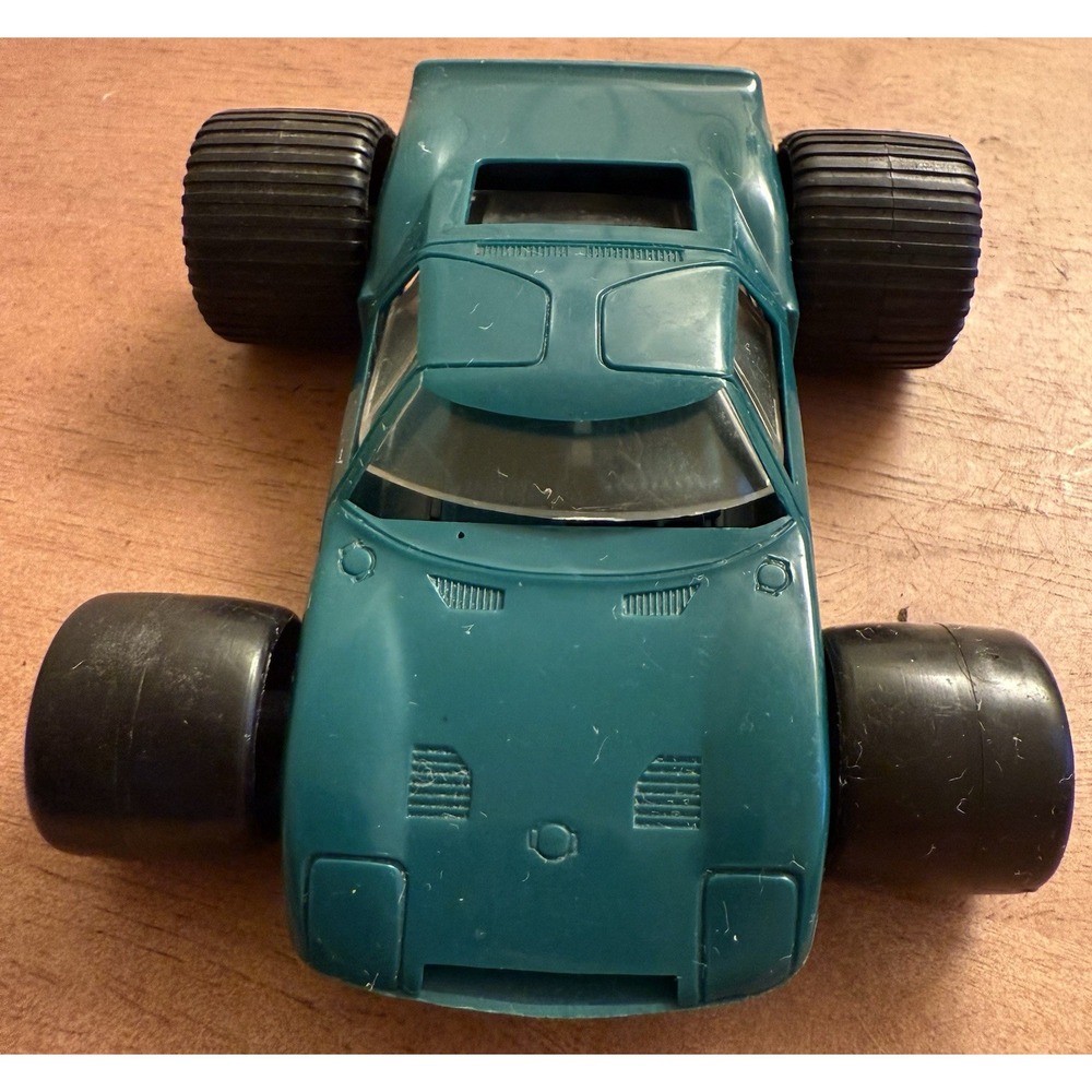 Vintage The Lindberg Line‎ Ford GT Green Plastic Die Cast Rare